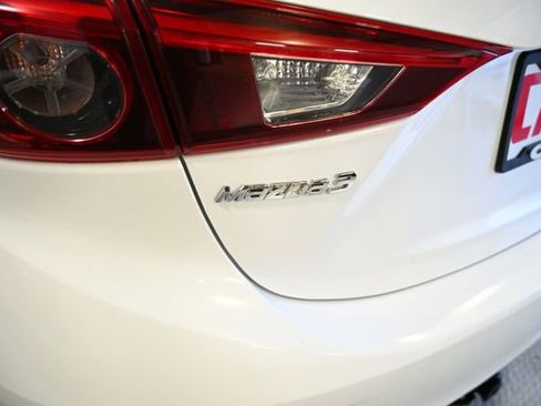 Used 2018 MAZDA MAZDA3 Grand Touring w/ Premium Equipment Package image 14