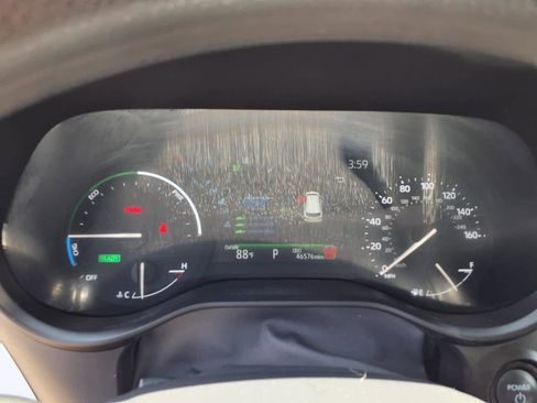 Certified 2025 Toyota Sienna LE FWD image 19
