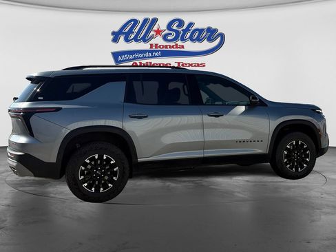 Used 2025 Chevrolet Traverse Z71 AWD/4WD image 7