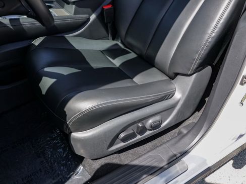 Used 2024 Nissan Murano SV w/ SV Midnight Edition Package FWD image 18