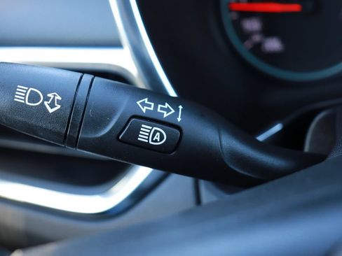 Used 2024 Chevrolet Equinox LT FWD image 22