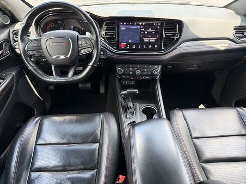 Used 2024 Dodge Durango GT RWD image 2