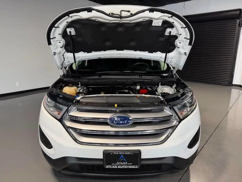 Used 2018 Ford Edge SE FWD image 7