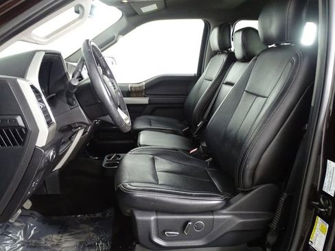 Used 2018 Ford F150 Lariat image 10