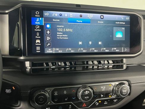 Certified 2025 Jeep Wrangler Unlimited Rubicon 4xe w/ Safety Group image 20