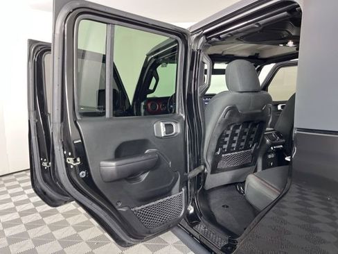 Used 2020 Jeep Gladiator Rubicon image 39