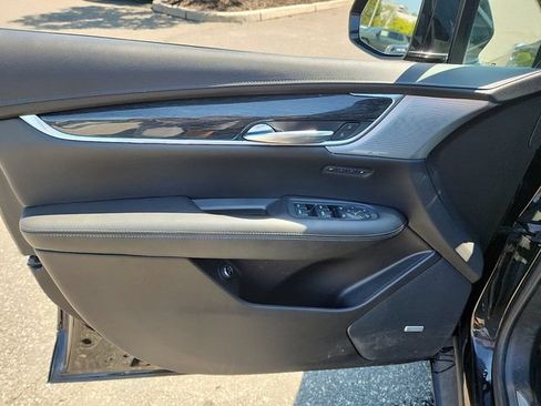 Certified 2022 Cadillac XT5 Premium Luxury AWD/4WD image 13