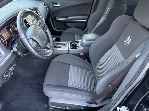 Used 2022 Dodge Charger Scat Pack image 9