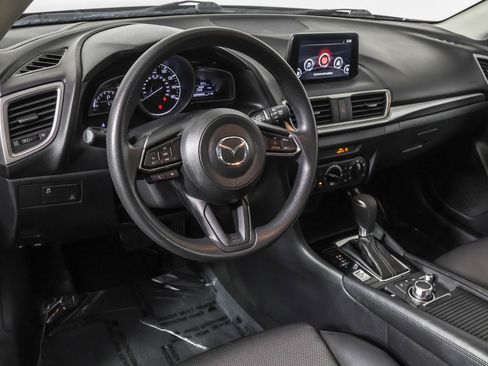 Used 2017 MAZDA MAZDA3 Sport image 4