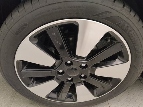 Used 2019 Kia Soul + FWD image 31