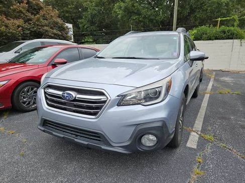 Used 2019 Subaru Outback 2.5i Limited AWD/4WD image 2