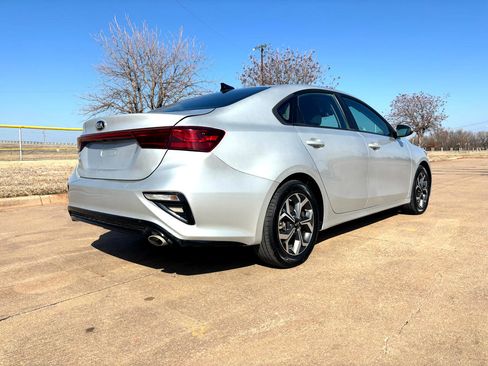 Used 2021 Kia Forte LXS image 27