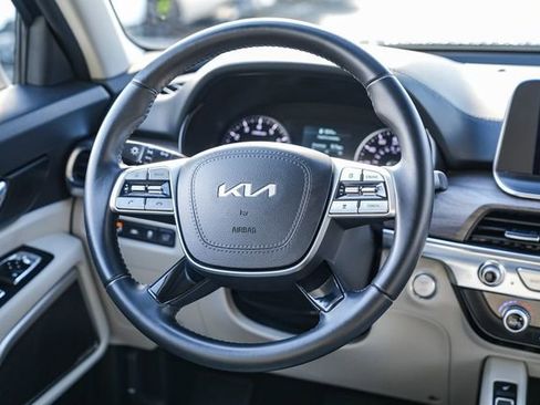 Certified 2022 Kia Telluride EX w/ EX Premium Package image 16