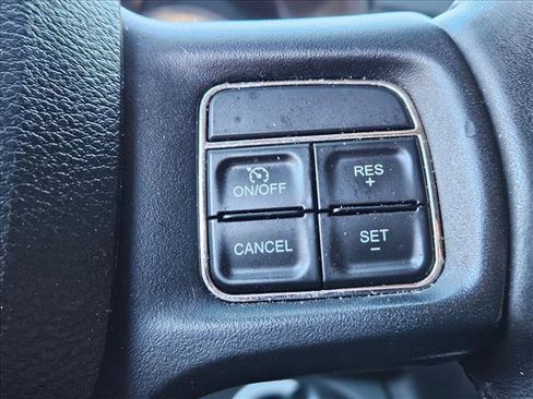 Used 2018 RAM 2500 Lone Star w/ Sport Appearance Group image 8