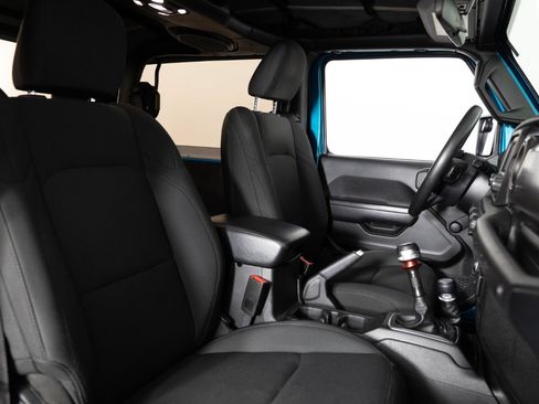Used 2020 Jeep Wrangler Sport AWD/4WD image 20