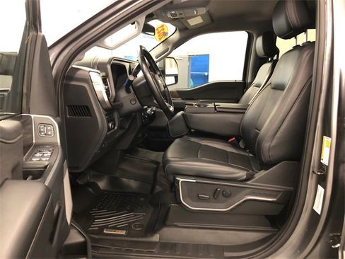 Used 2023 Ford F250 Lariat w/ Camper Package image 30