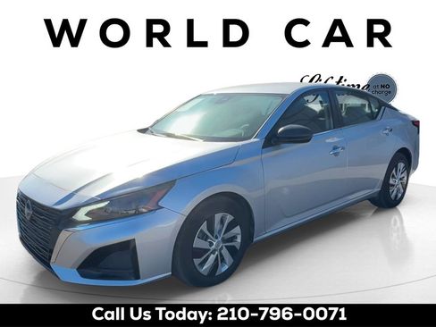 Certified 2024 Nissan Altima 2.5 S image 7