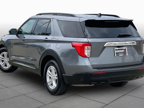 Used 2023 Ford Explorer XLT RWD image 12