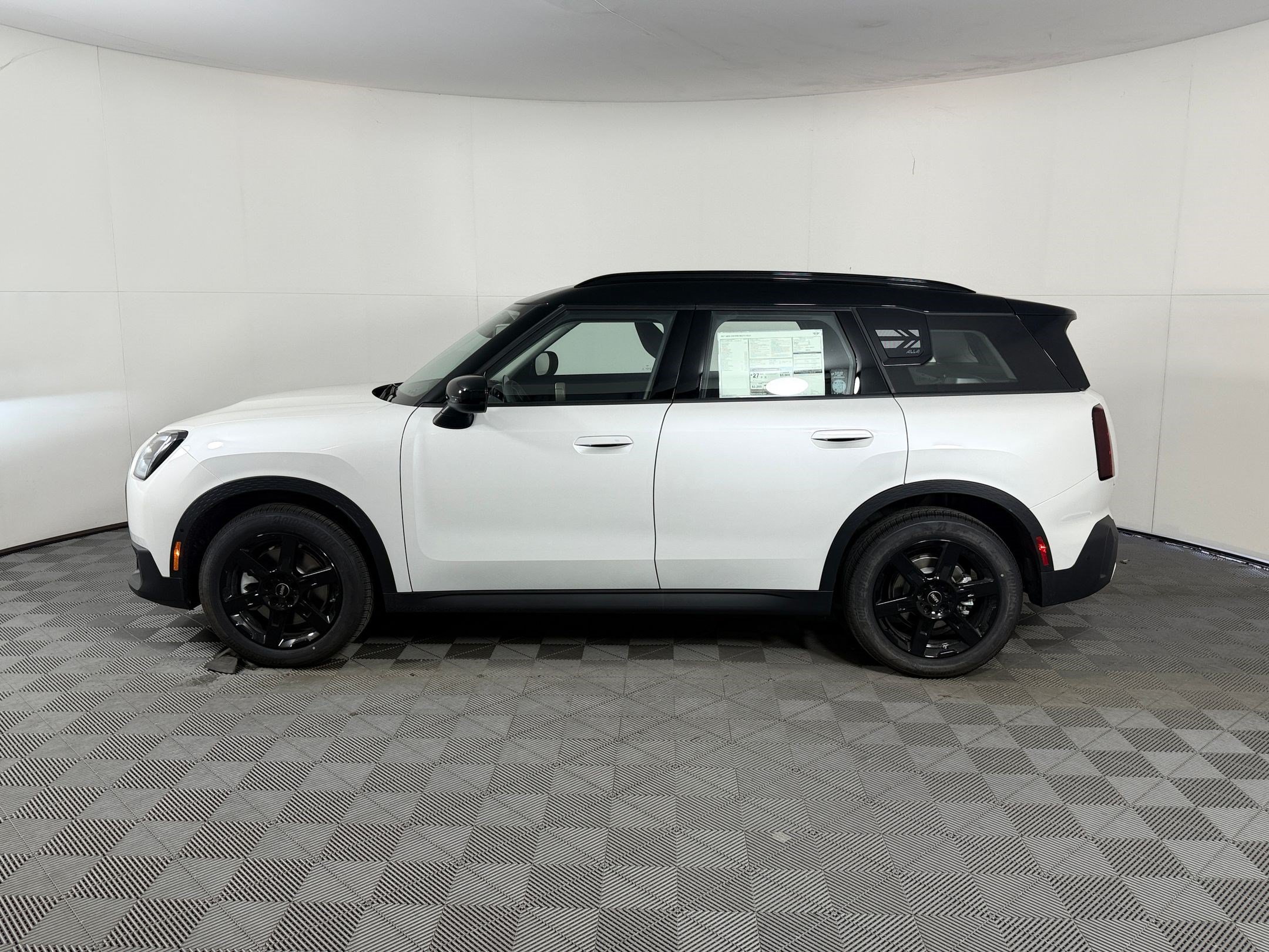 Used 2027 MINI Cooper Countryman S AWD/4WD image 2
