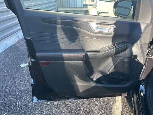 New 2026 Ford Escape ST-Line w/ Tech Pack #1 image 11