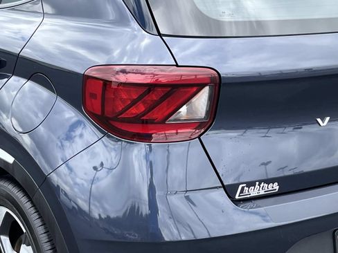 Used 2023 Hyundai Venue Limited FWD image 5