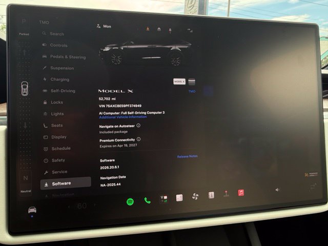 Used 2023 Tesla Model X AWD/4WD image 19