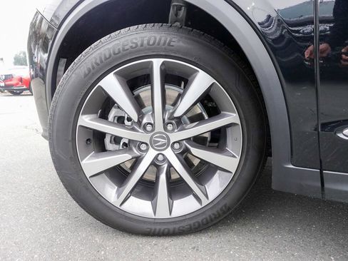 Certified 2025 Acura MDX w/ Technology Package image 9