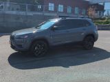 Used 2023 Jeep Cherokee Altitude Lux image 3