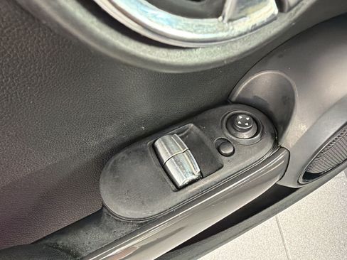 Used 2015 MINI Cooper 2-Door Hardtop FWD image 15