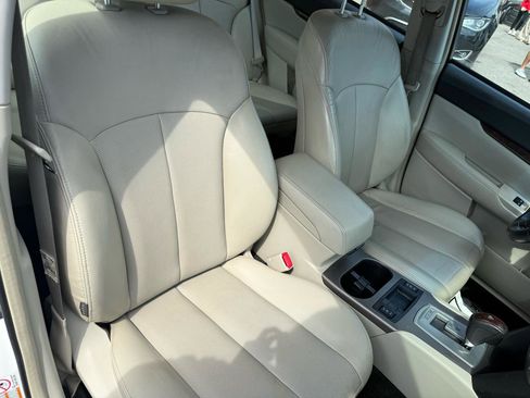 Used 2013 Subaru Legacy 3.6R Limited image 9