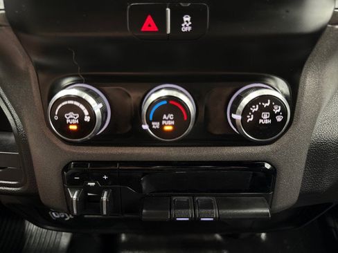 Used 2022 RAM 2500 Tradesman AWD/4WD image 22