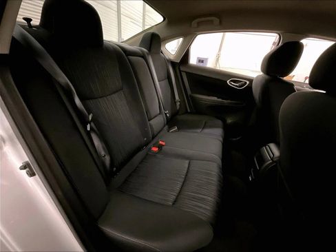 Used 2019 Nissan Sentra SV FWD image 26