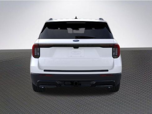 New 2026 Ford Explorer ST-Line w/ Premium Package RWD image 5