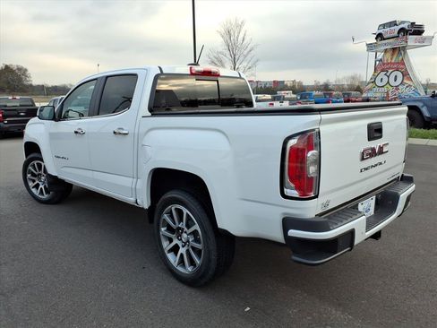 Used 2022 GMC Canyon Denali image 5