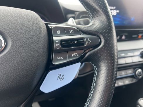 Used 2021 Hyundai Veloster N image 10