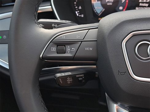 New 2025 Audi Q3 2.0T Premium image 9