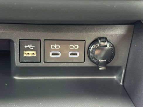 Used 2025 Toyota Highlander XSE AWD/4WD image 8