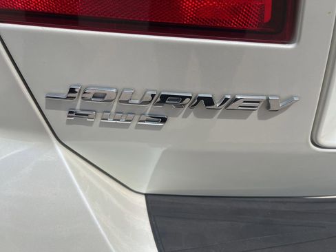 Used 2014 Dodge Journey Limited w/ Flexible Seating Group AWD/4WD image 28