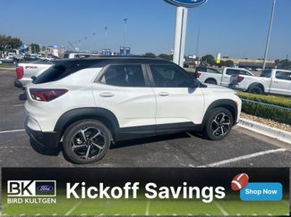Used 2021 Chevrolet TrailBlazer RS w/ Technology Package image 1