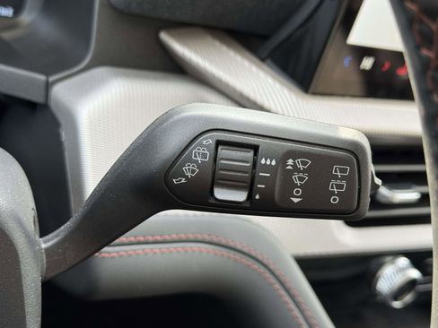 Used 2025 Ford Explorer Active image 22