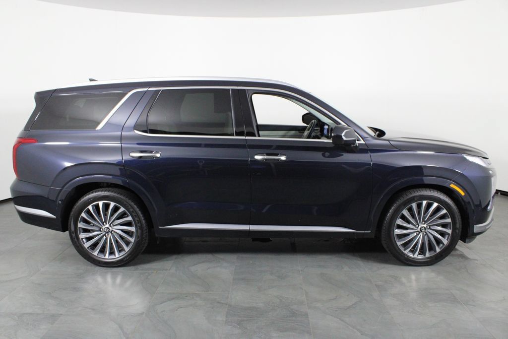 Certified 2024 Hyundai Palisade Calligraphy AWD/4WD image 13