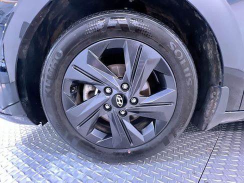 Used 2023 Hyundai Elantra SEL FWD image 10