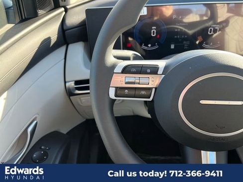New 2025 Hyundai Tucson SE image 22