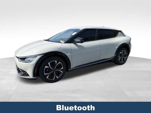 Used 2023 Kia EV6 Wind w/ Wind Technology Package RWD image 4