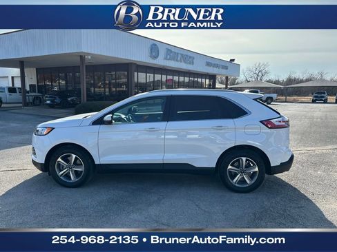 Used 2020 Ford Edge SEL w/ Convenience Package image 9