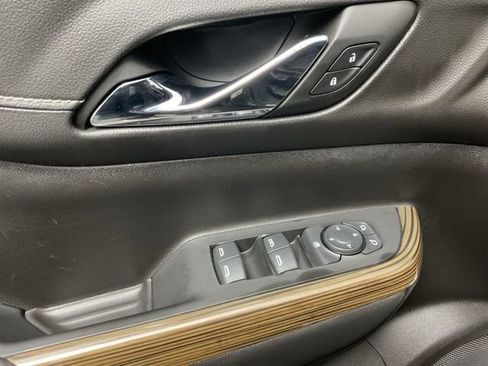 Certified 2022 GMC Acadia SLE AWD/4WD image 11