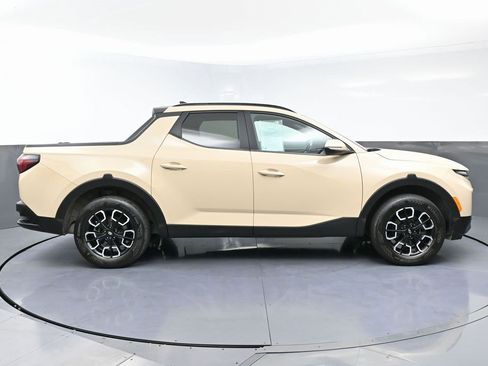 Used 2022 Hyundai Santa Cruz SEL Premium image 8