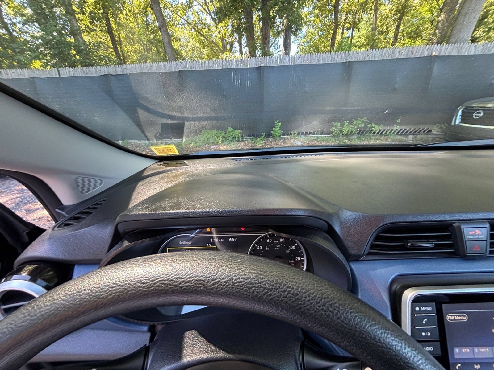 Used 2025 Nissan Versa SV FWD image 32