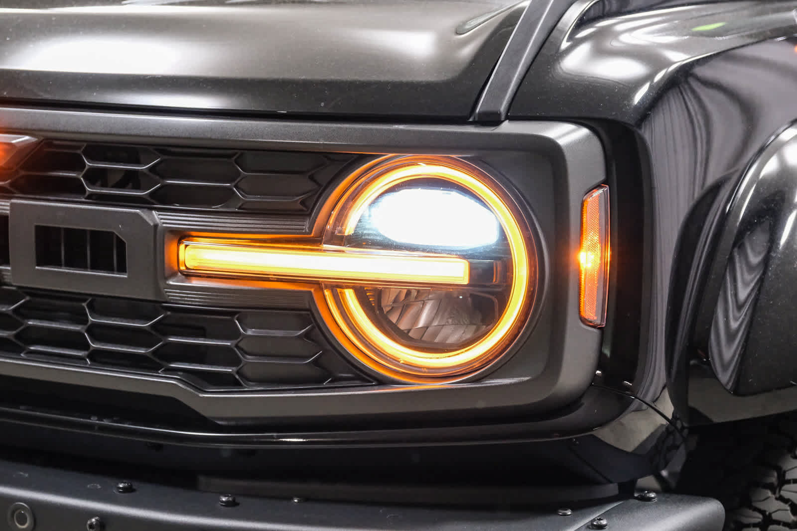 Used 2024 Ford Bronco Raptor AWD/4WD image 12