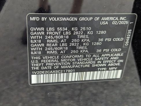 Certified 2025 Volkswagen Atlas Cross Sport SE FWD image 36